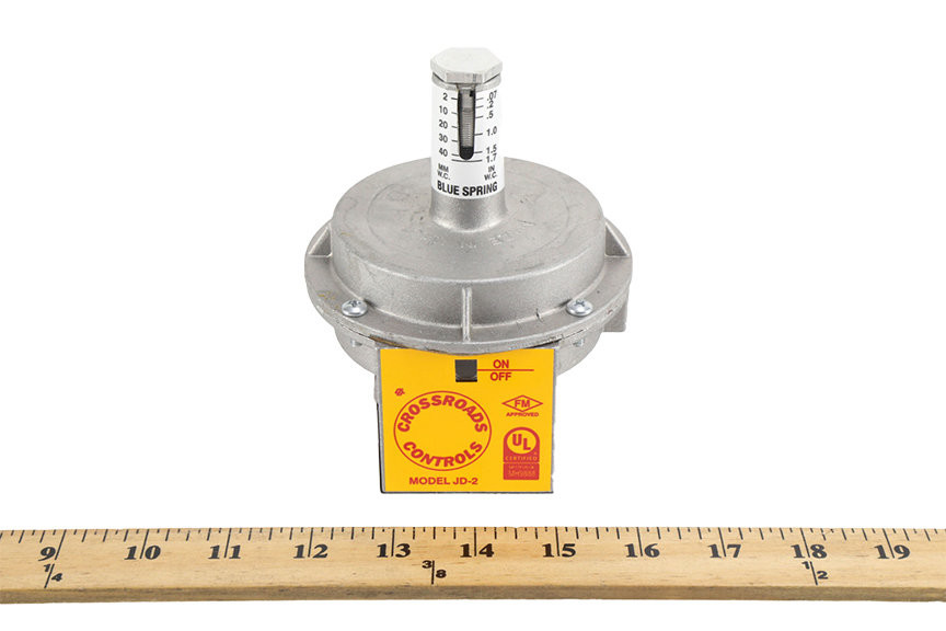 Antunes Single Pole Double Throw .07" - 1.7" W.C. Air Pressure Switch Auto Reset Front with Ruler