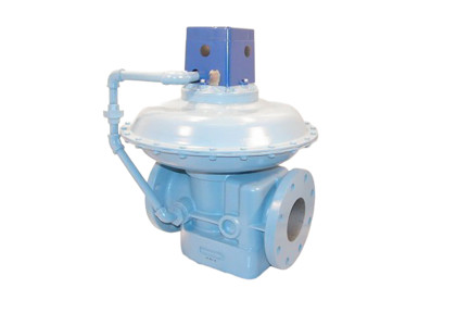 Maxitrol 220J Pilot Loaded Gas Regulator - 4" 125# Flange, 10 PSI Max, 1-3 PSI Outlet