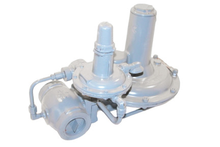 Sensus Series 243 RPC Gas Regulator - 2" NPT, 1" 30 Degree Orifice, 3 - 15 PSIG