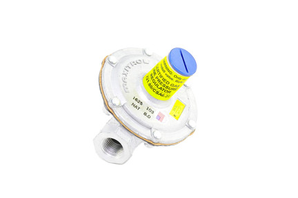 Maxitrol 325-3L Line Gas Regulator - 1/2" NPT, 2 PSI Max, 7-11" W.C.