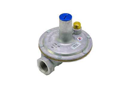 Maxitrol 325-5 Appliance Gas Regulator - 1" NPT, 5 PSI Max, 4-12" W.C. with Vent Limiter