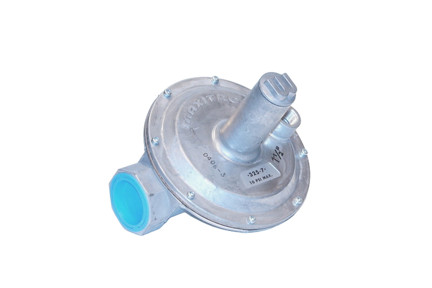 Maxitrol 325-7 Appliance Gas Regulator - 1-1/4", 10 PSI Max, 4-12" W.C.