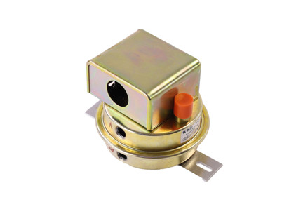 Adjustable 0.17" - 1.0" W.C. (Tube Fitting) SPDT Air Pressure Switch