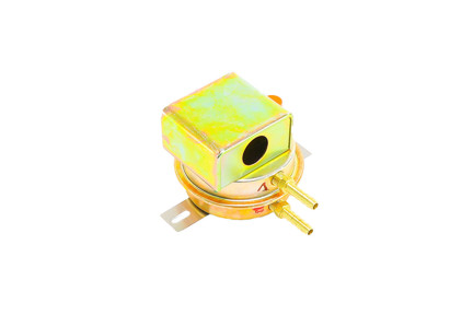 Adjustable 0.17" - 6.0" W.C. (Barb Fitting) SPDT Air Pressure Switch
