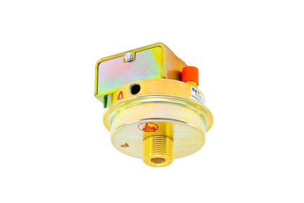 Adjustable 0.17" - 6.0" W.C. (Tube Fitting) SPDT Air Pressure Switch