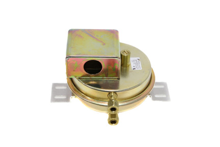 SPDT Air Pressure Switch 0.05" - 9.0" W.C. (Compression Fitting)