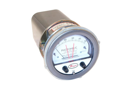 A3000-0 - 0 to 0.5" Photohelic Pressure Switch/Gage