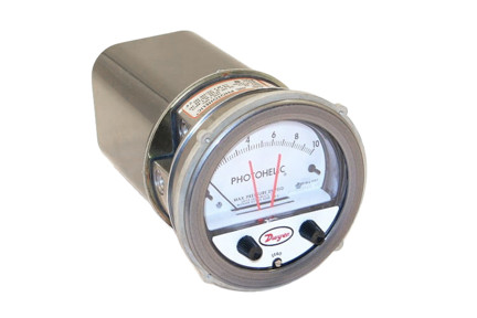 A3010 - 0 to 10" Photohelic Pressure Switch/Gage