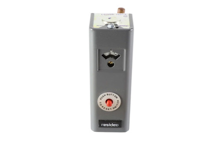 L4006E - High Limit Aquastat Control, 130/270 Deg, Manual Reset