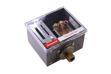 L4079A - 10-150 PSI, High Limit Pressuretrol Control (DPST, Break on Rise, M/R)